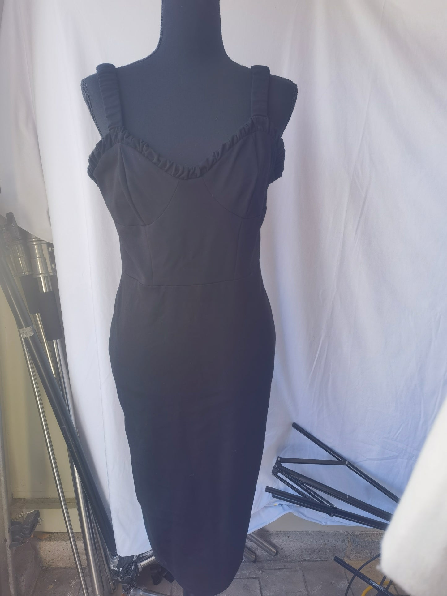 Women's black suspender skirt size M