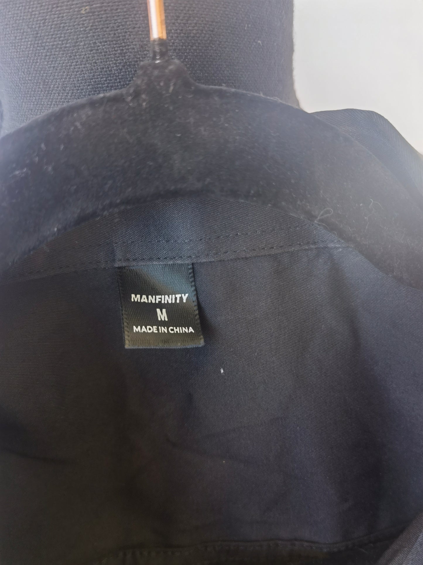 Men's black shirt size M