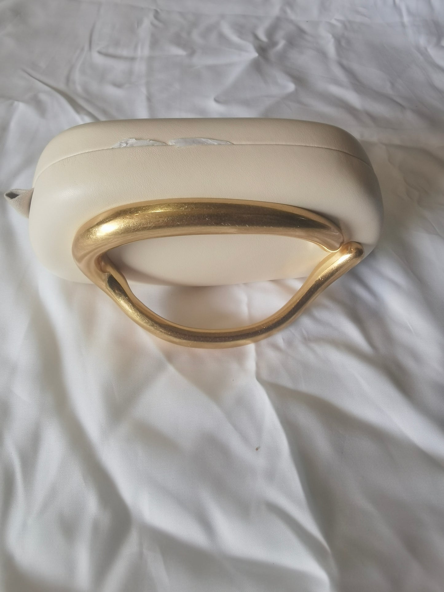 Women's white handbag
