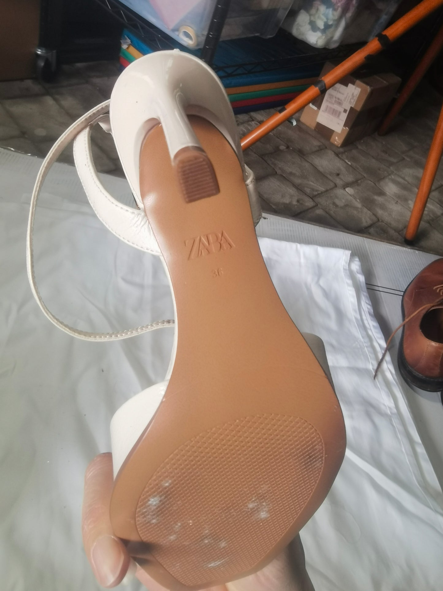 PATENT-FINISH HIGH-HEEL SANDALS size 36