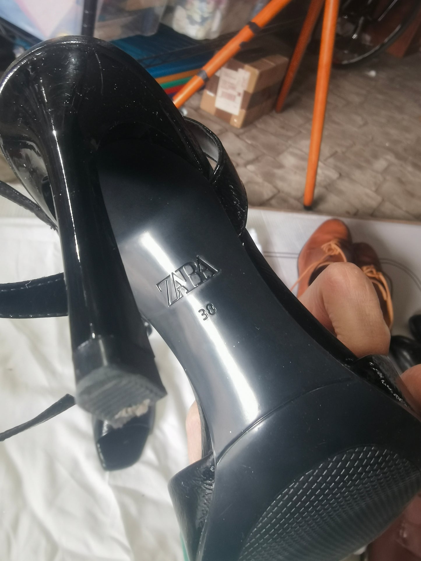 PATENT-FINISH HIGH-HEEL SANDALS size 38