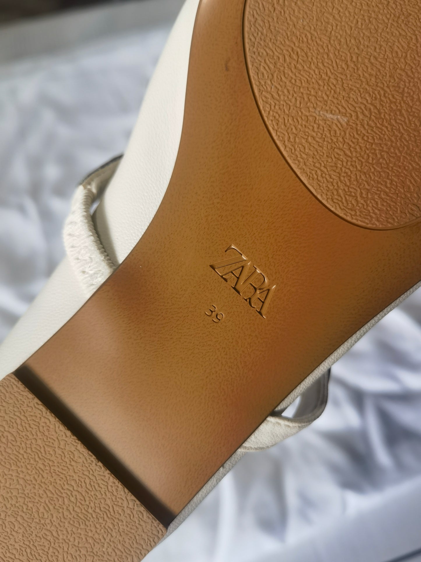 METAL STRAP BALLET FLATS Size 39