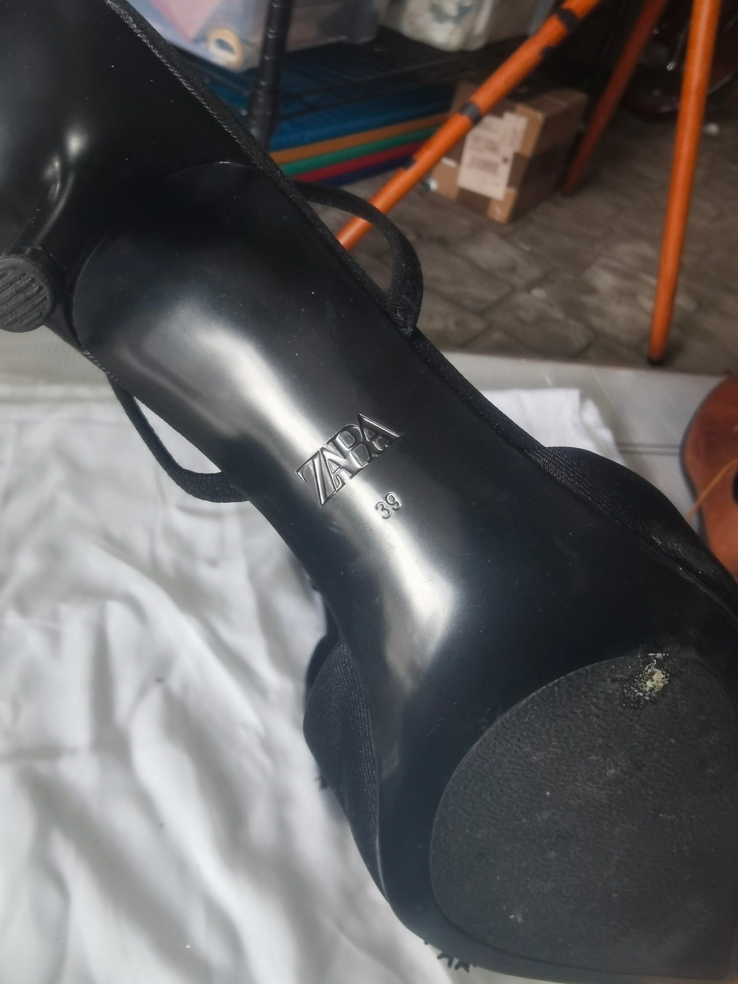 SLING BACK BOW HEELS size 39