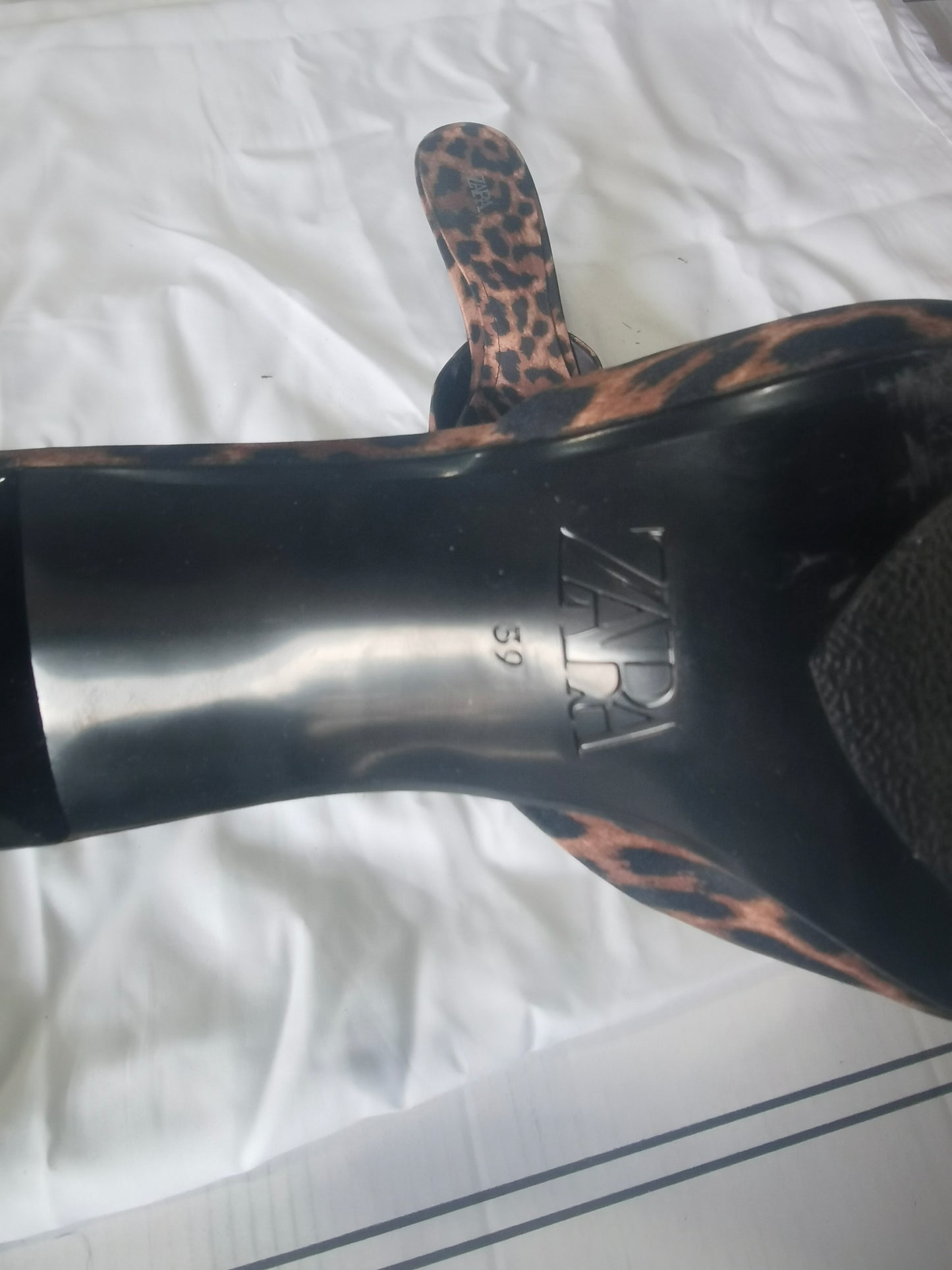 ANIMAL PRINT BOW HIGH HEEL MULES Size 39