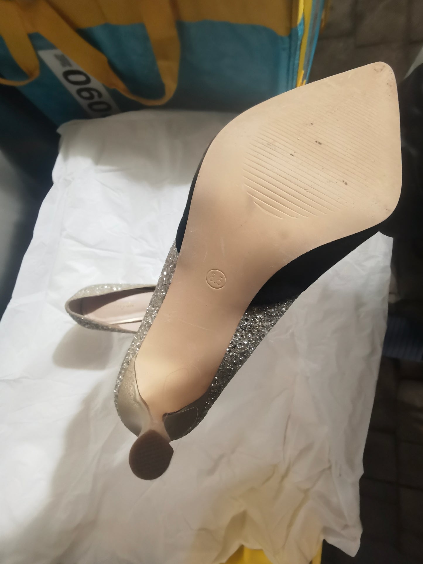 Women's High Heels Pumps Closed Pointed Toe Stiletto 4IN Heels Dress Wedding Shoes size 8.5