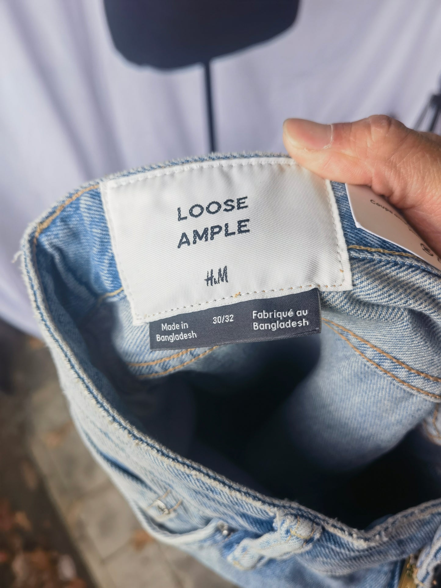 Athleta Women's Sculptek Straight Leg Ankle Jean Light Wash Distressed Size 30/32