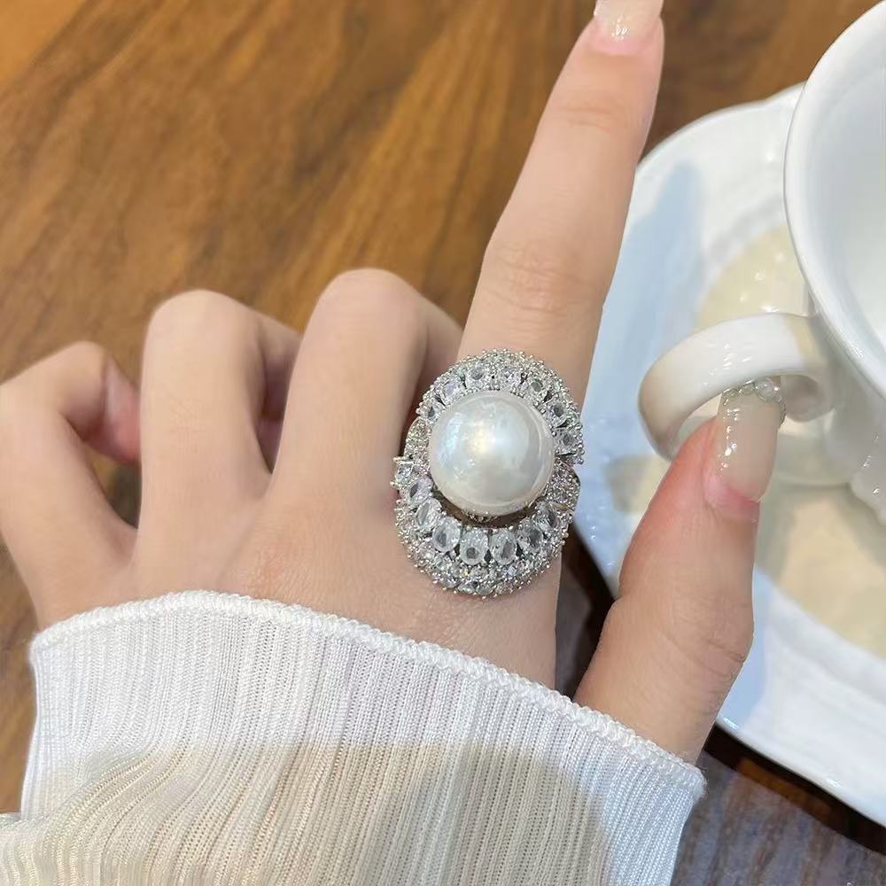 Women's Silver Pearl Ring