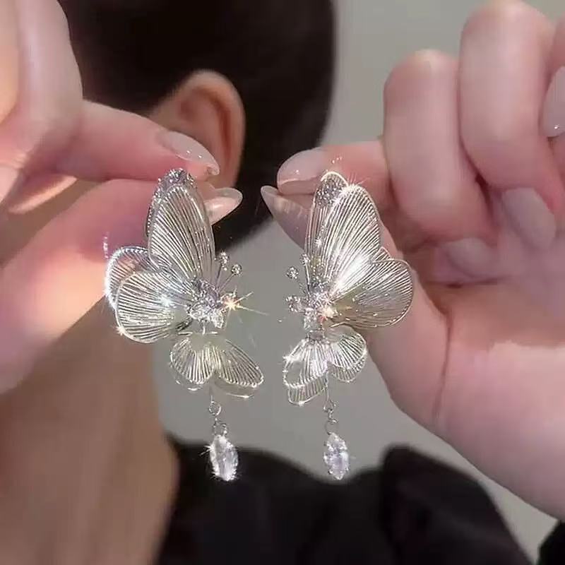 Women's Victorian Butterfly Diamond Earrings