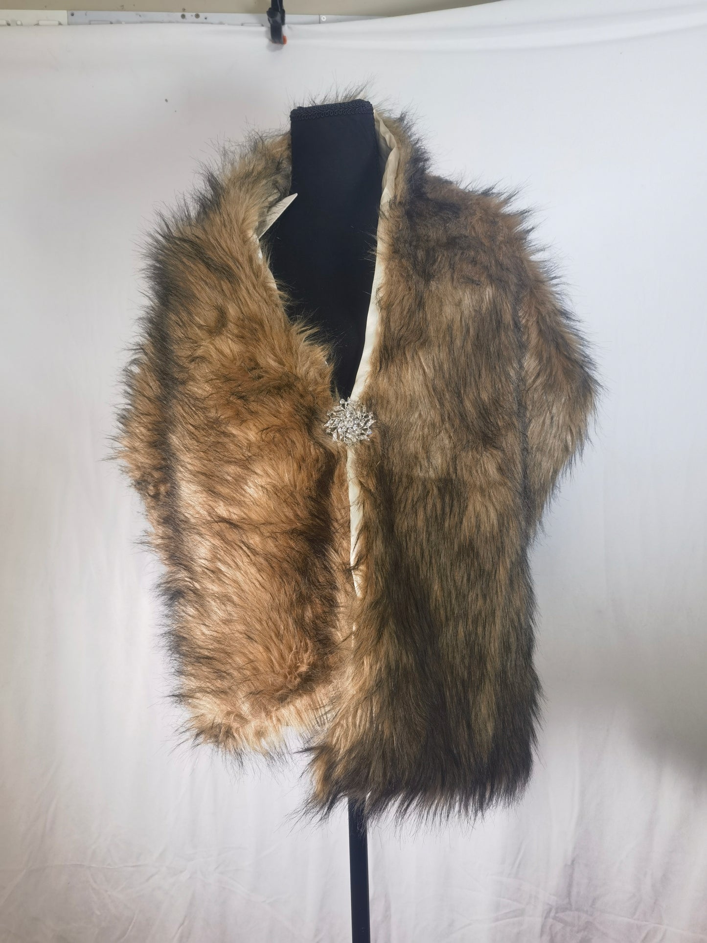 Aukmla womens Long Wedding Faux Fur Wraps Shawls Bridal Stole Brides Bridesmaids, Brown, Free size