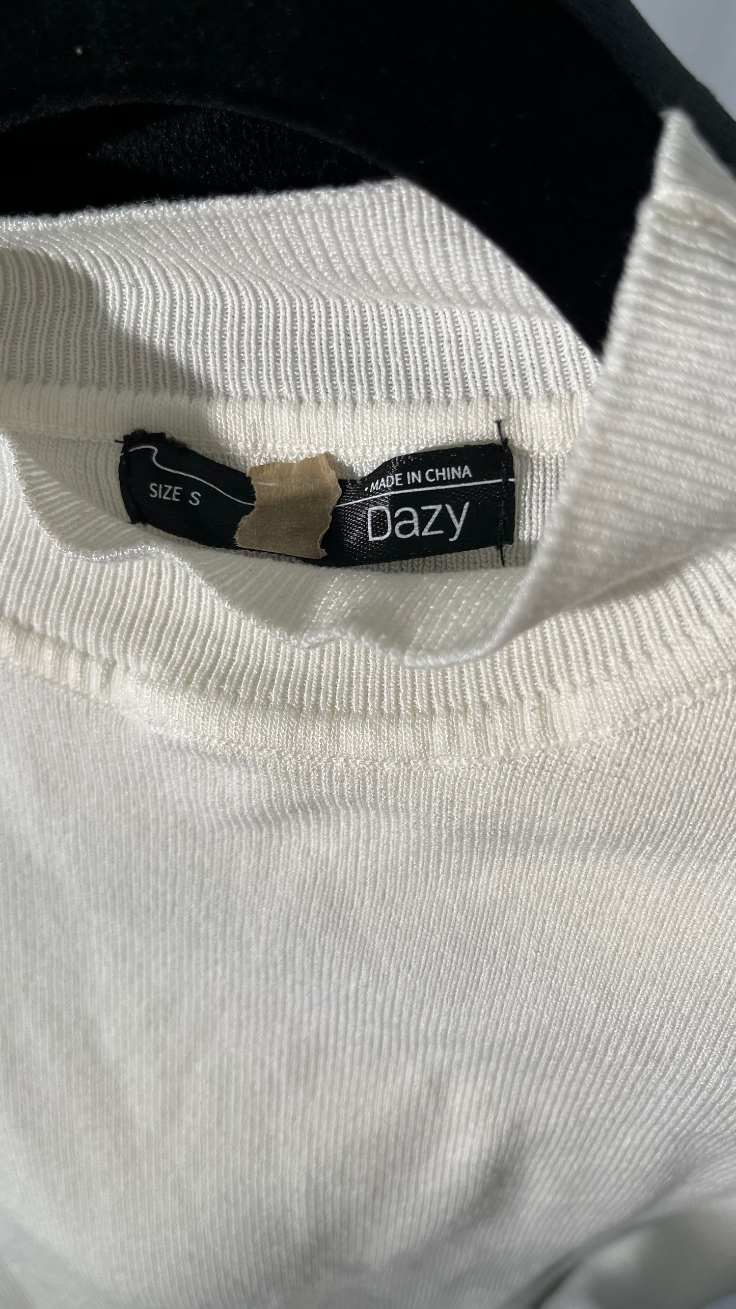 Monrow Sheer Mock Neck Tank Size S