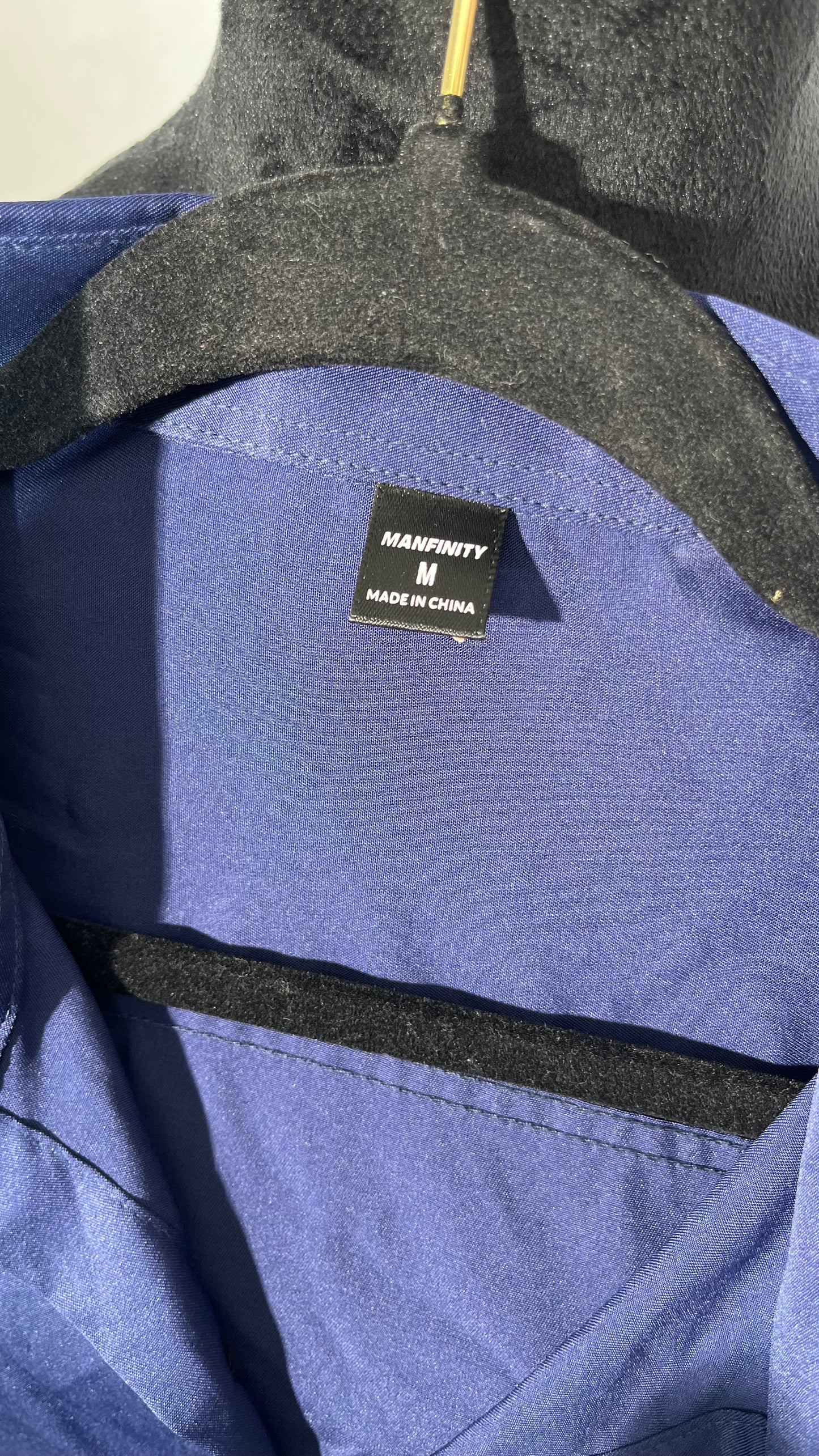 MIOUBEILA Men's Regular-Fit Satin Dress Shirt size M