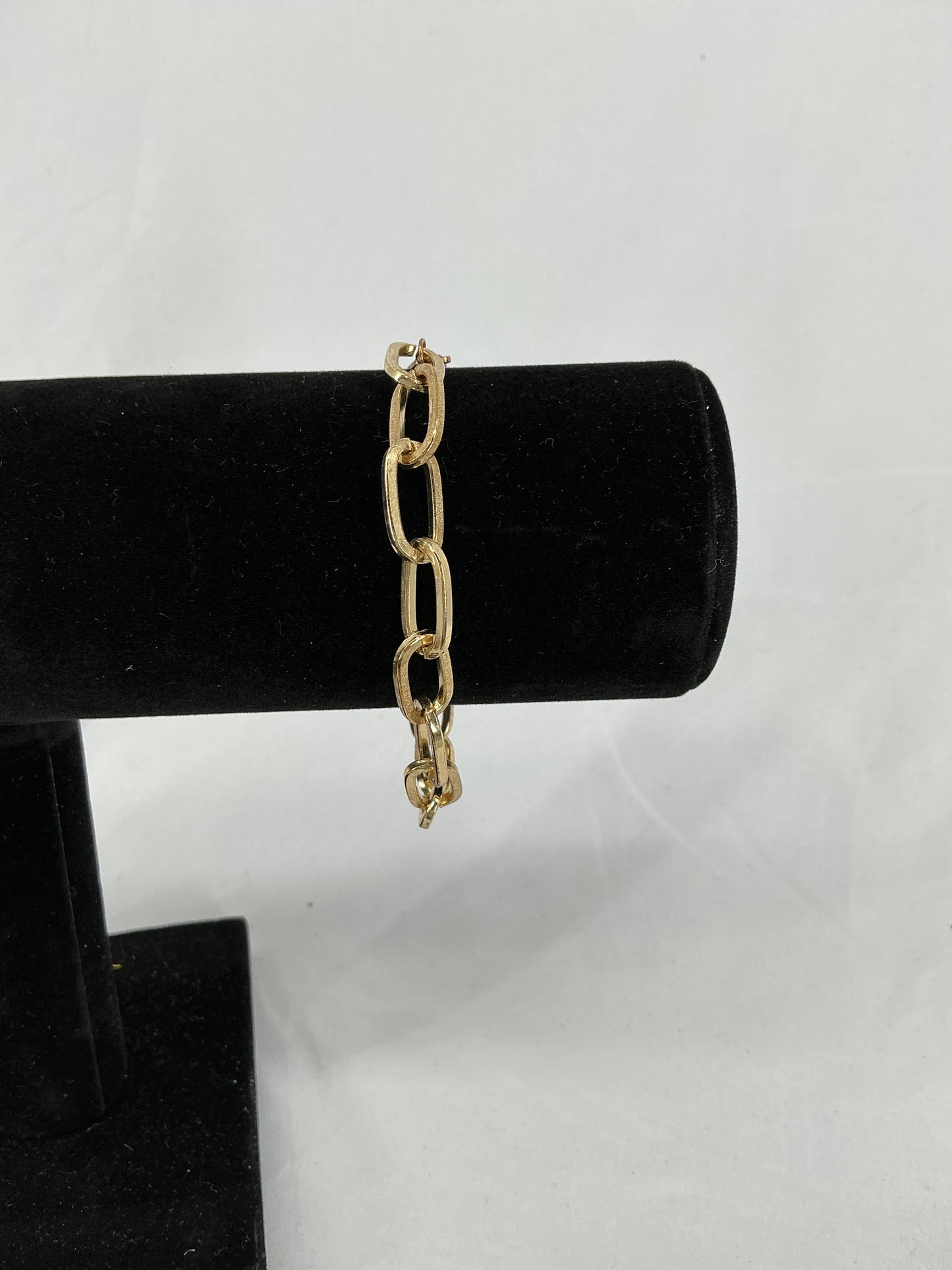 Gold chunky chain link bracelet