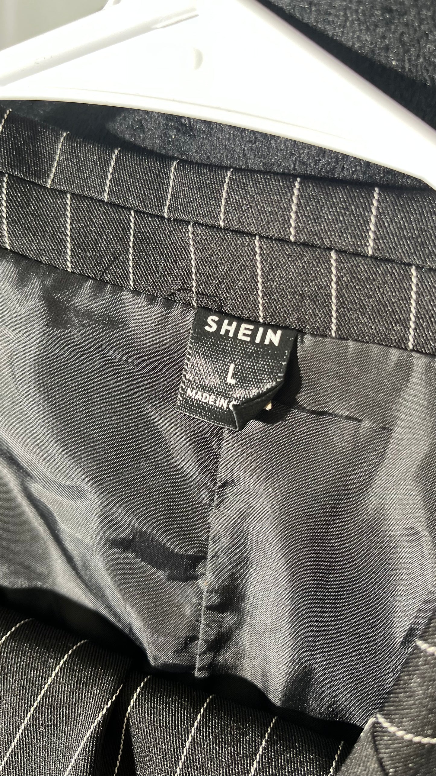 Men's Pinstripe Suit Jacket Slim Fit 2 Piece Stripe Suit Double Breasted Blazer Tuxedo for Wedding Prom Dinner Size L