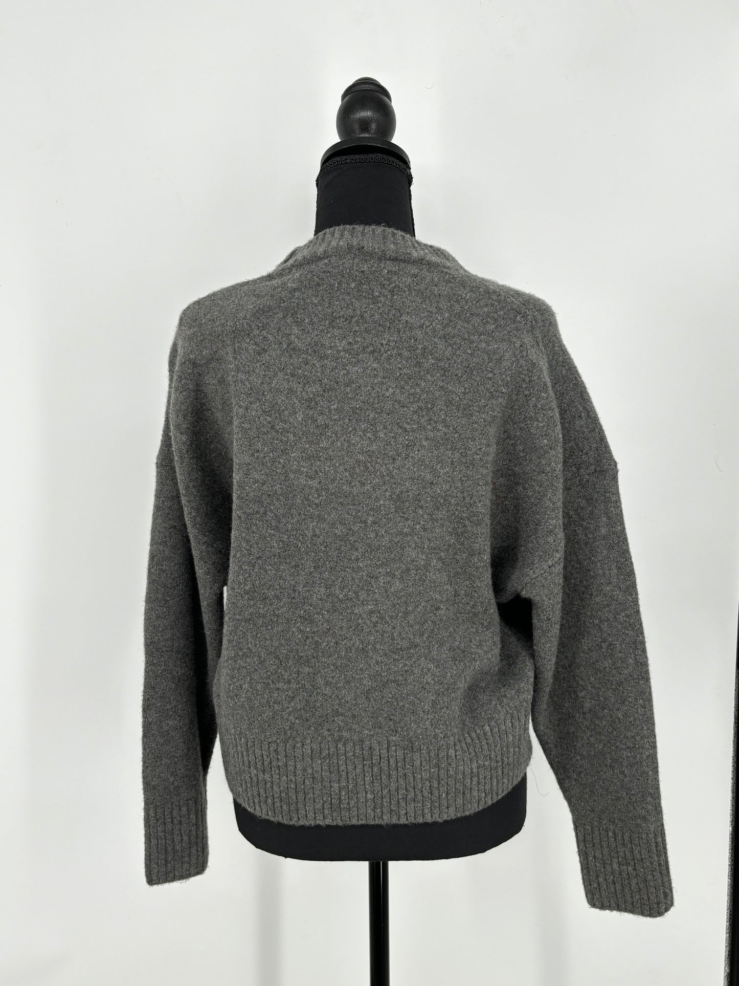 Women's Gray Pullover Sweater – Size XS
