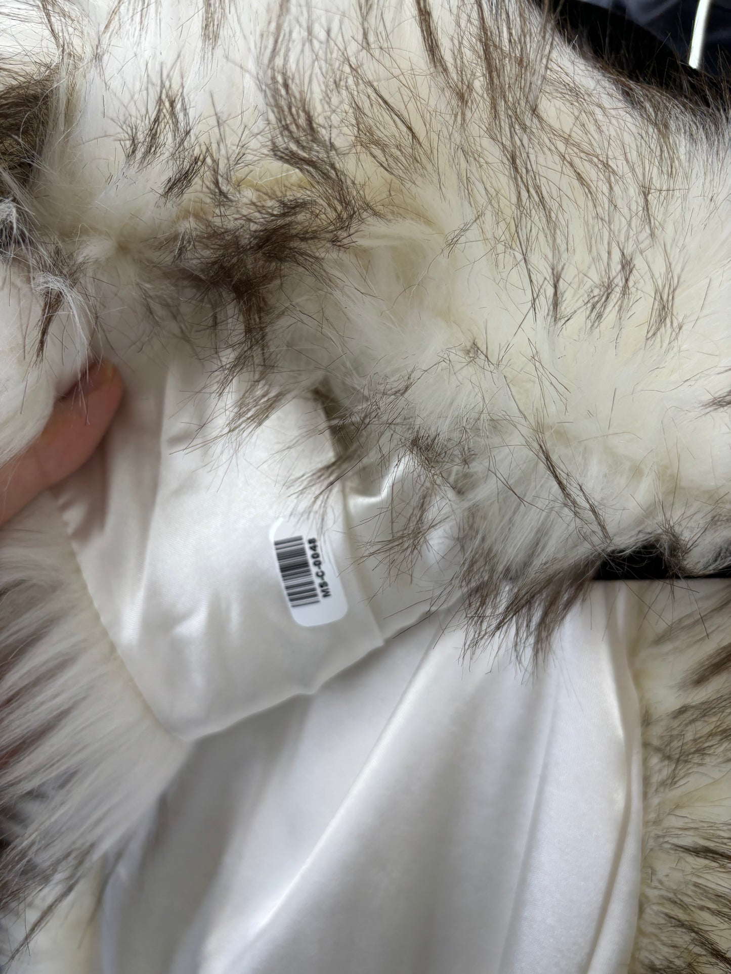 Women’s White Faux Fur Coat – One Size