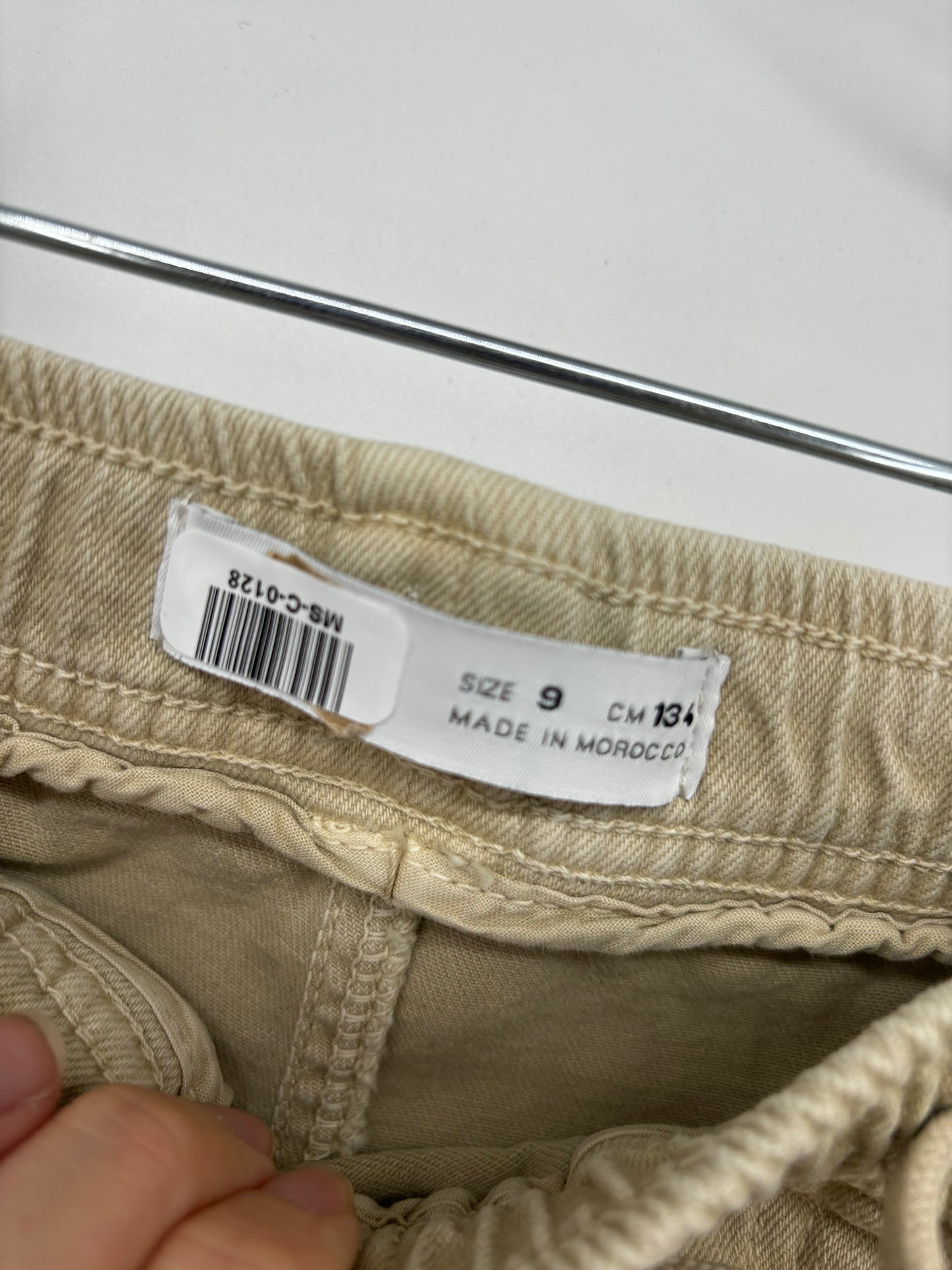 Men’s Khaki Cargo Pants – Size 9