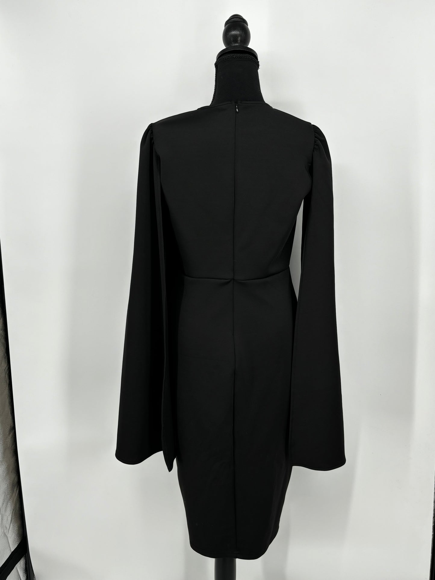 Women’s Black Long Sleeve Crew Neck Top size l