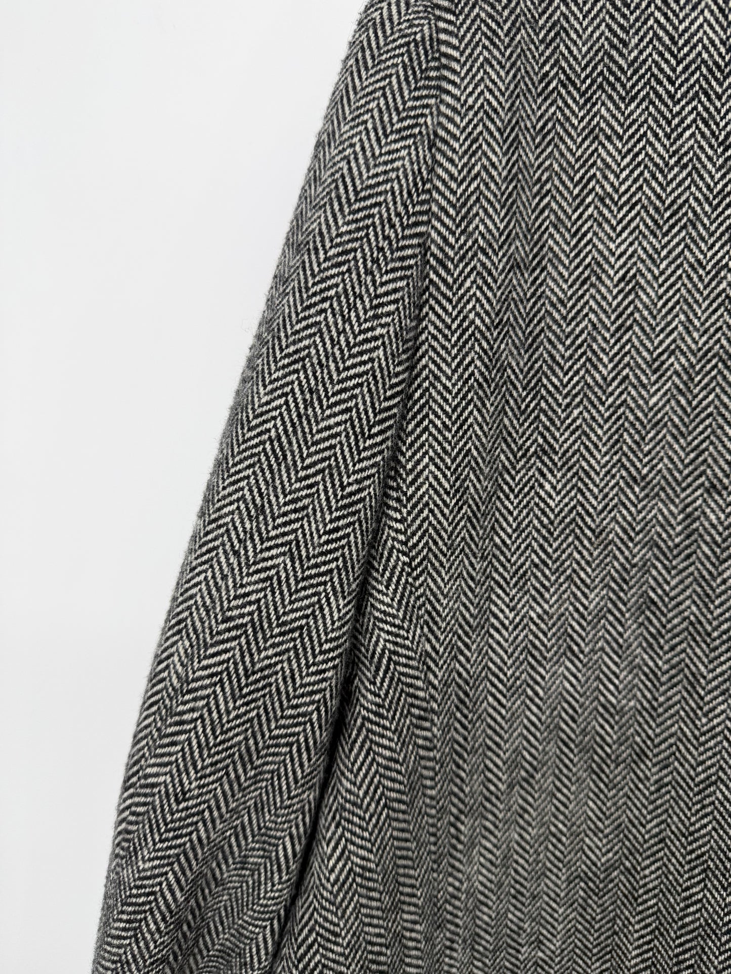 Men’s Gray and Black Herringbone Business Blazer size xl