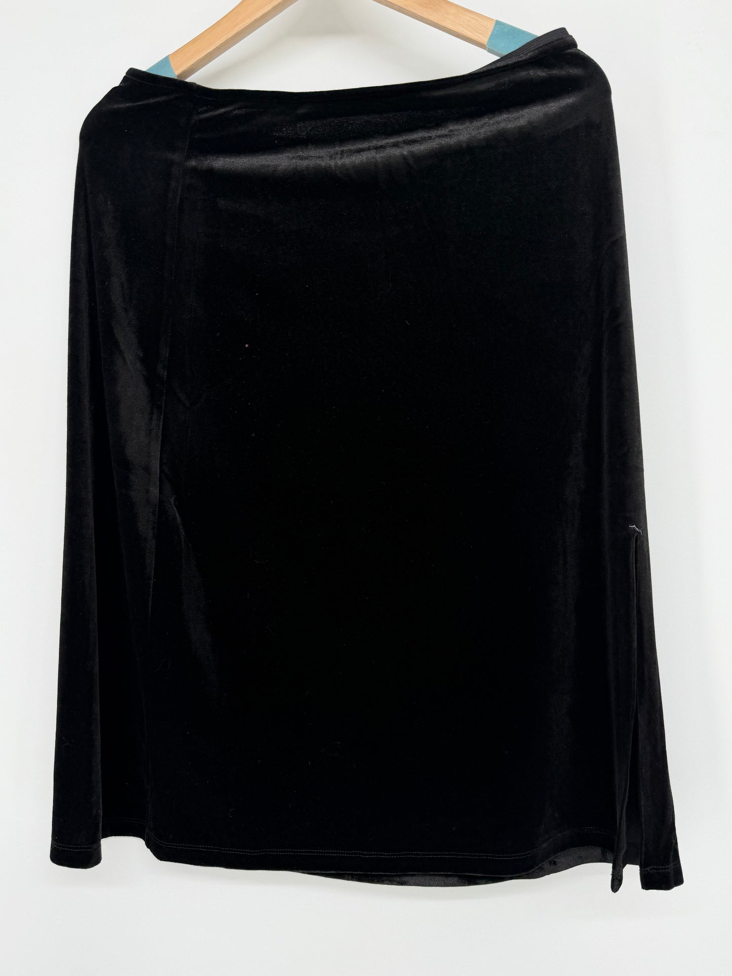 HAVE Black Velvet Skirt – Size L