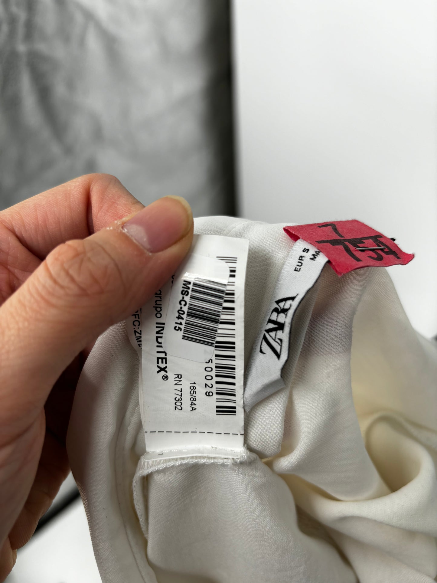 Women’s White Cropped Shirt – Size S