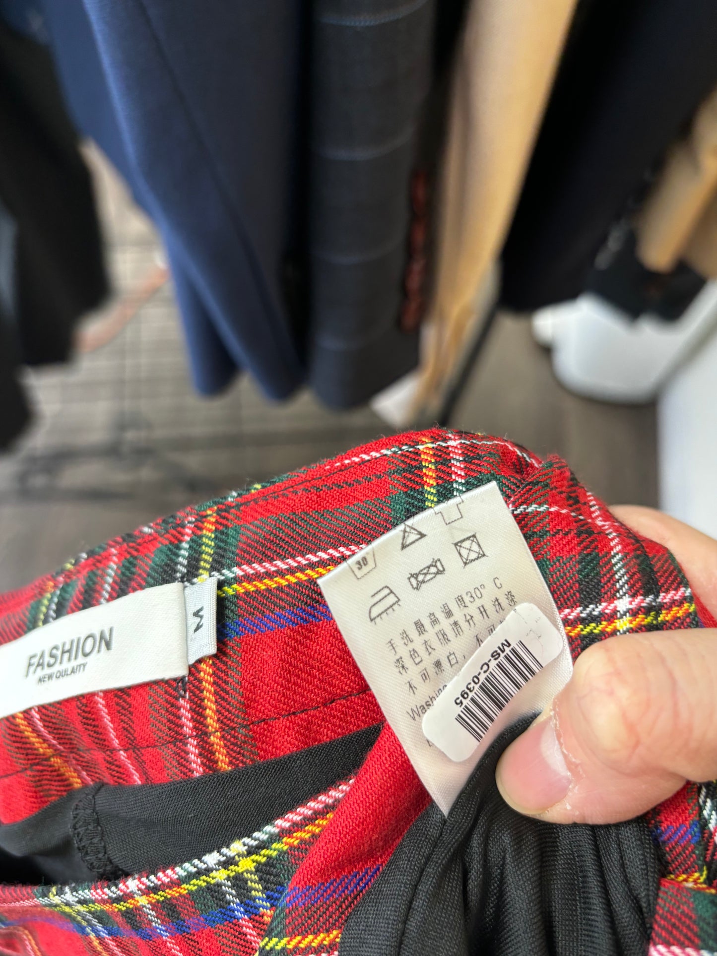 Women’s Red Plaid Mini Skirt – Size M