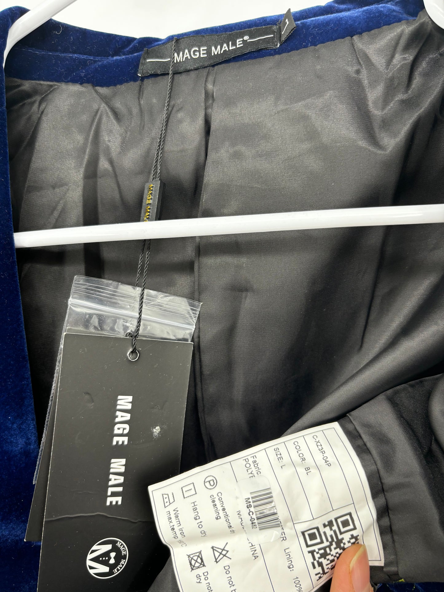 Men’s Blue Velvet Blazer – Size L