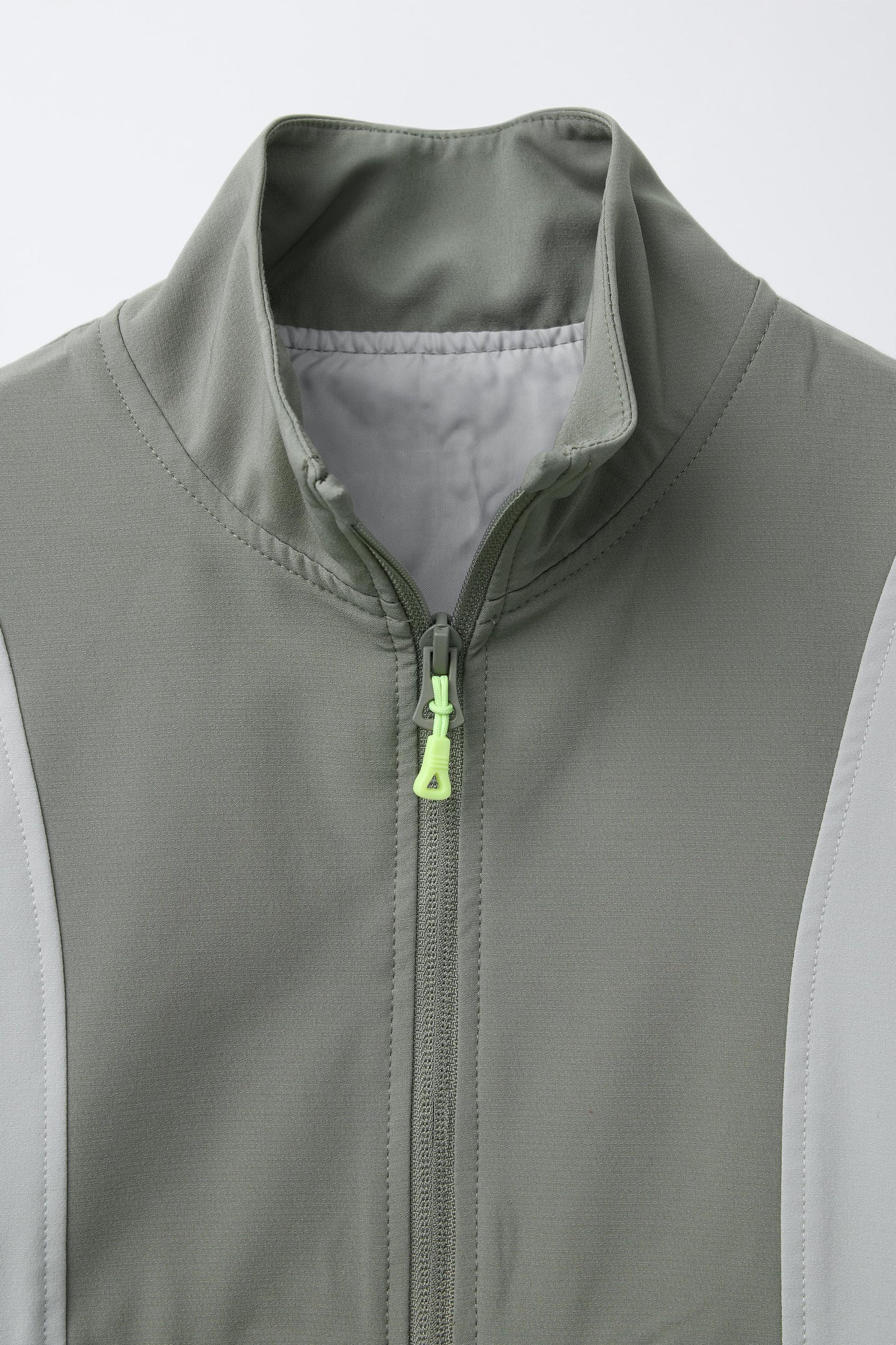 Children's clothing tops off-white, pants size 128cm/7-8 years old TECHNICAL SWEATSHIRT WITH ZIPPER  size7/8