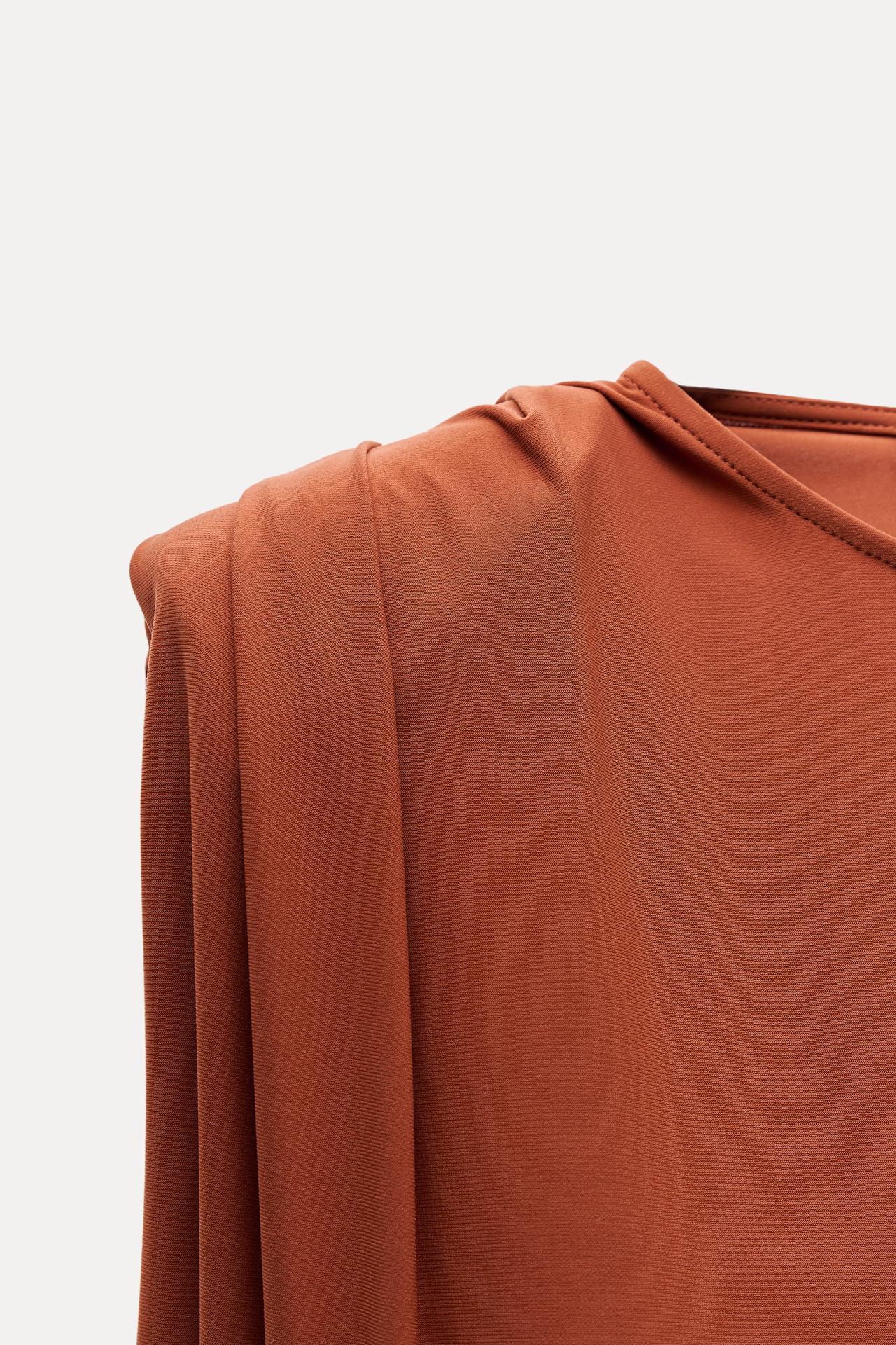 LONG DRESS WITH SHOULDER PADS Size S