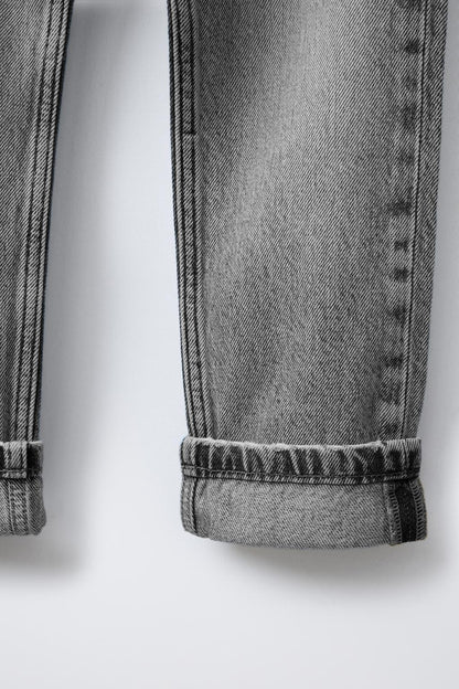 STRAIGHT FIT JEANS size 6/7