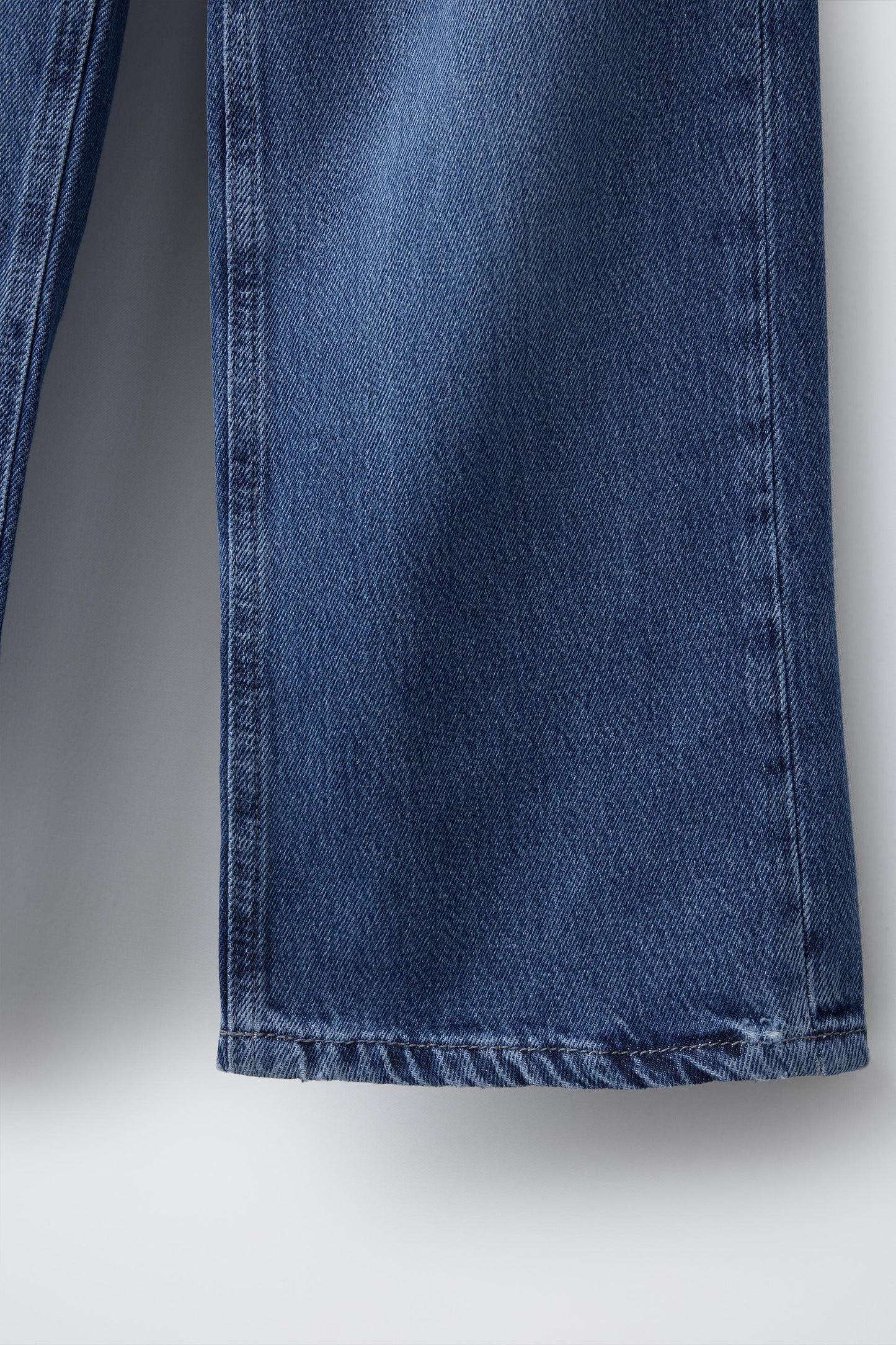 Women's WIDE LEG JEANS size 6