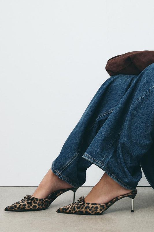 ANIMAL PRINT BOW HIGH HEEL MULES  Size 39