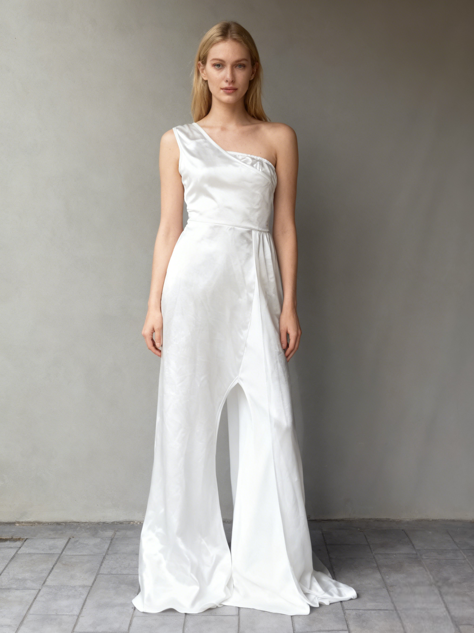 One-shoulder velvet bridesmaid dress for weddings, bow, long formal evening dress with slit Size S