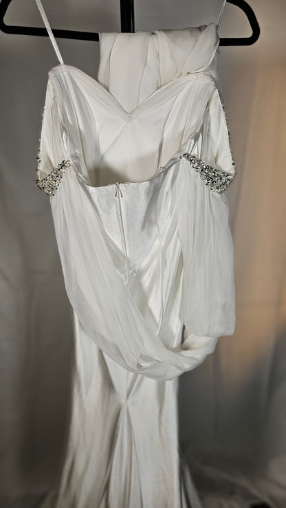 White wedding dress Women's size 2