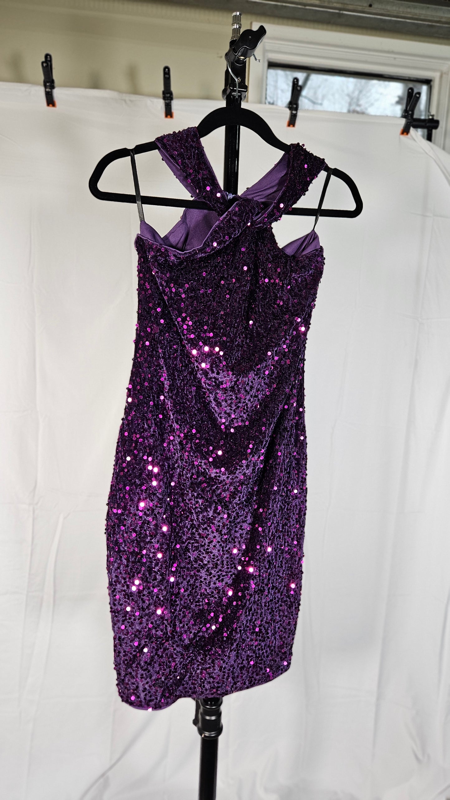Women's Halter Homecoming Dresses Short for Teens Sparkly Sequins Open Back Formal Cocktail Gown Size S