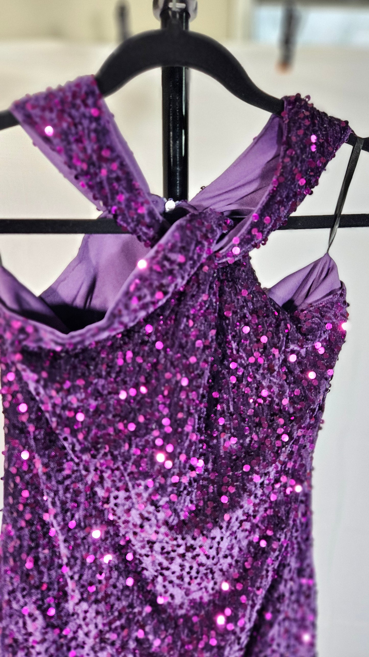 Women's Halter Homecoming Dresses Short for Teens Sparkly Sequins Open Back Formal Cocktail Gown Size S