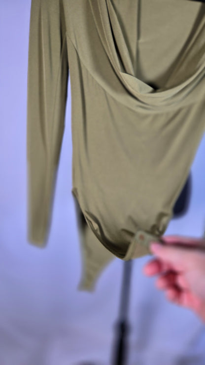 ZARA SHOULDER PAD DRAPEDBODYSUIT -Pistachio green size S