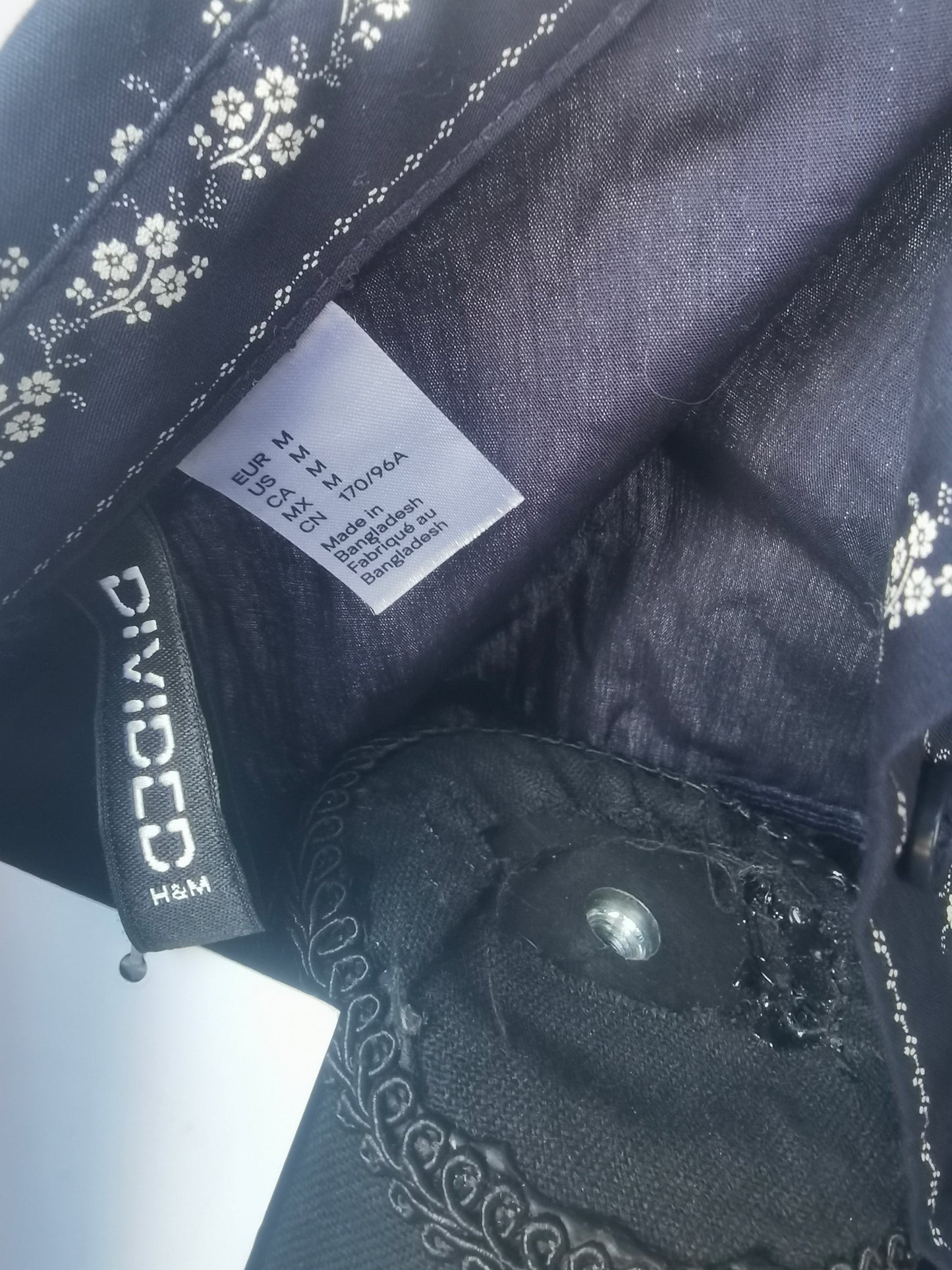 Women's long-sleeved top, black and white, size M