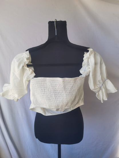 Ruched Puff-Sleeve Top didn't find size on picture