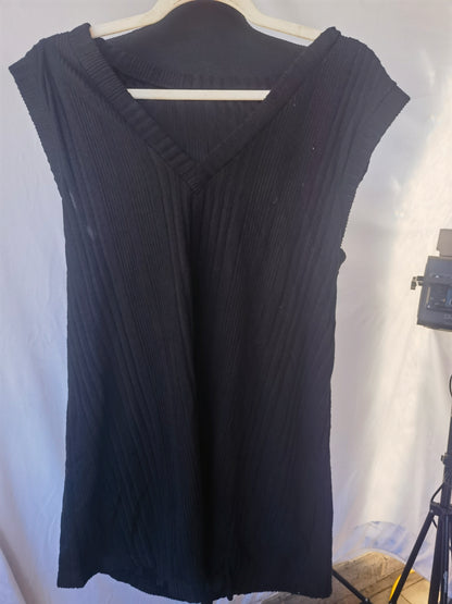 Calvaya Plus Size Women Solid Color Simple Lace Sleeve Cuff T-Shirt size 4