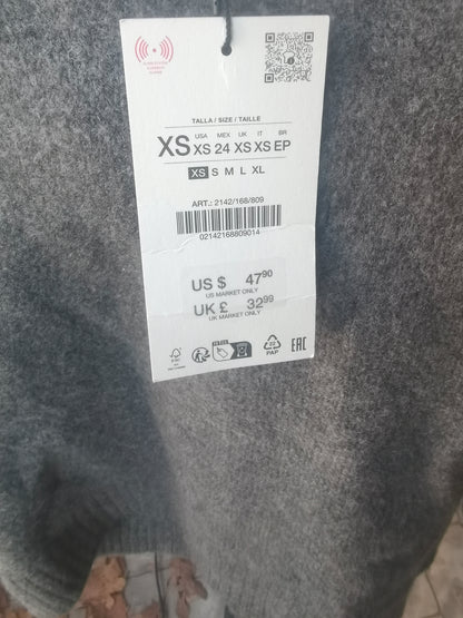 BASIC SOFT KNIT SWEATER Size XS