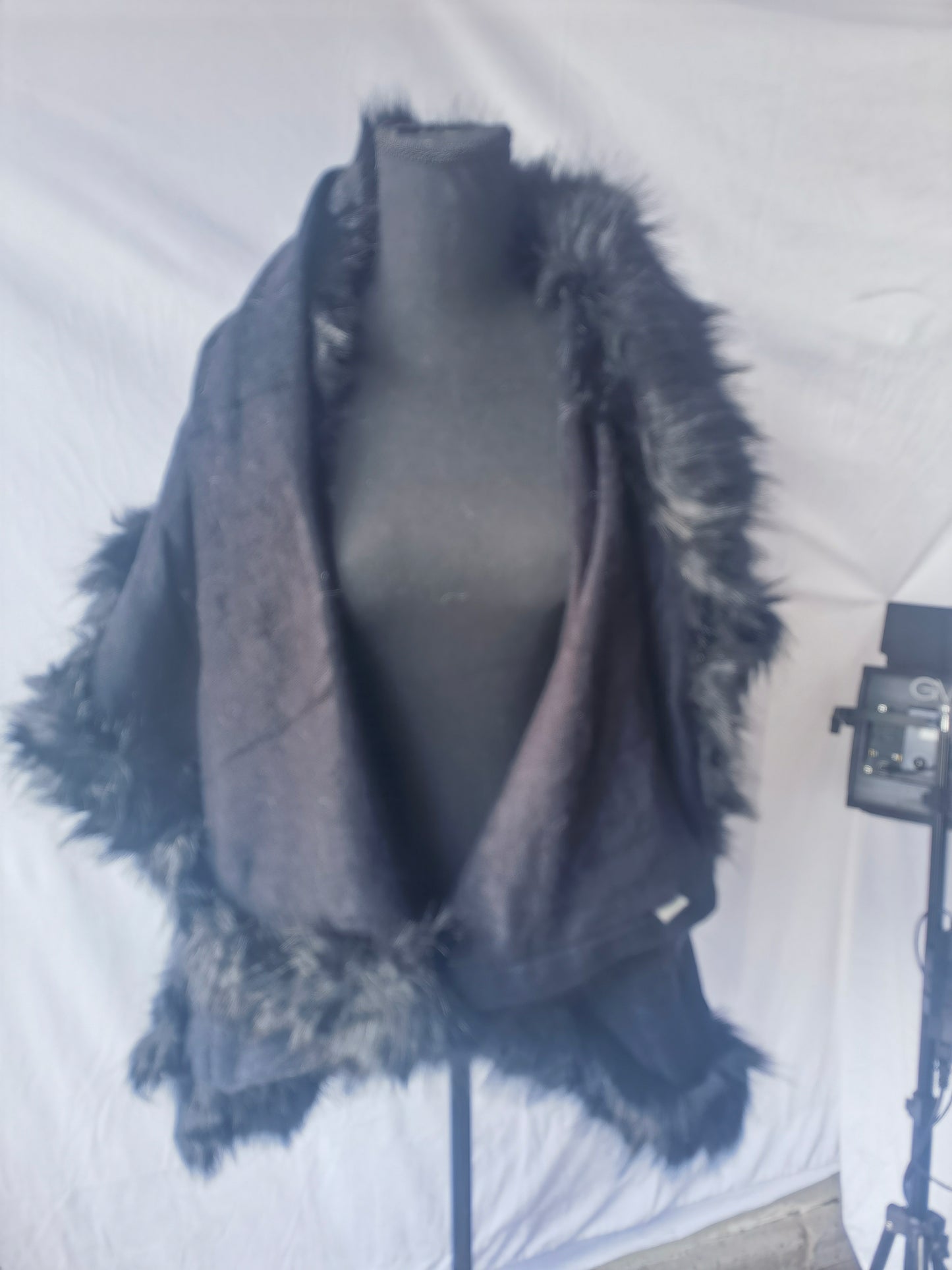 Faux Fox Fur Trim Cardigan Cloak Shawl Wraps Winter Poncho Oversized Cape