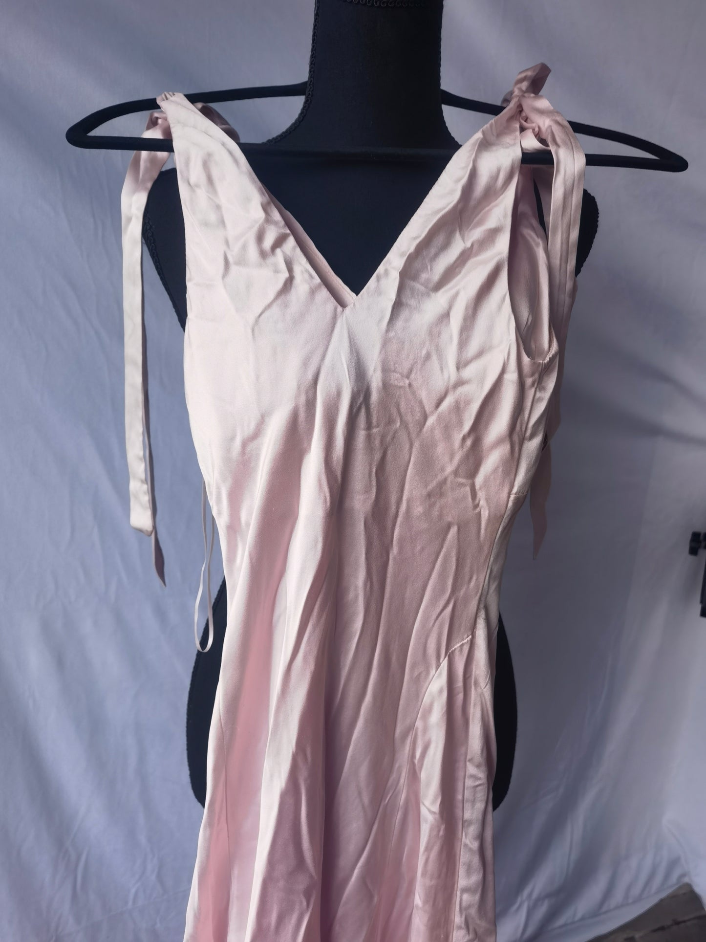 REFORMATION • Bevin Satin Dress in BabygirlSize XS