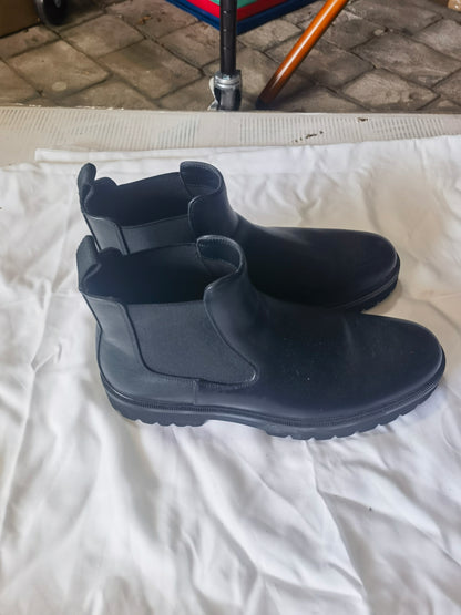 h&m Chelsea boots black size 45