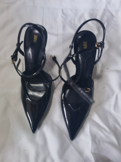 STRAPPY SLINGBACK HEELS  size 36