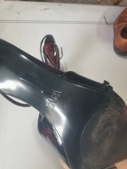 ANKLE STRAP BUCKLE HEELS size 40