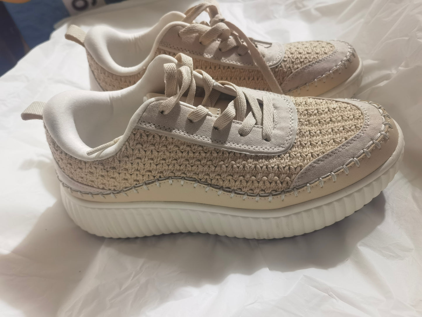 Women Lace Up Platform Woven Sneakers Comfortable Casual Fashion Sneaker Low Top Chunky Walking Shoes size 9