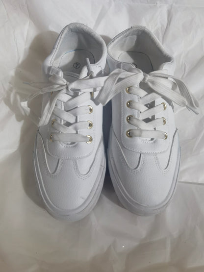 White Sneakers for Women Women's White Shoes PU Leather Tennis Shoes Slip on Shoes for Walking  size 9