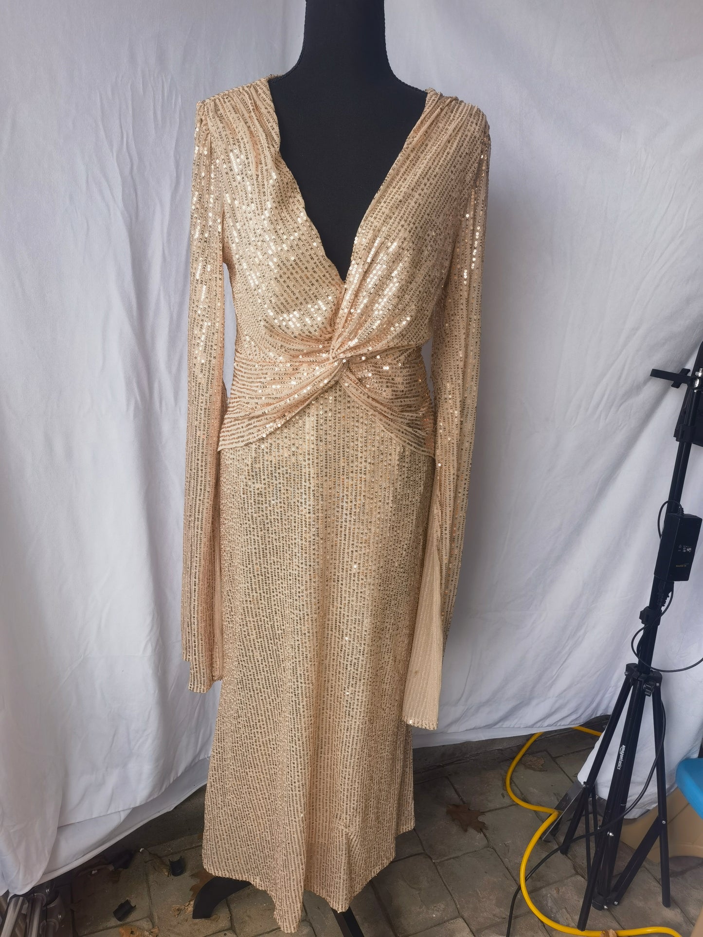 Long Sleeve Sequin Dress for Women V Neck Ruched Wrap Formal Evening Gowns Slim Party Cocktail Sparkly Maxi Dresses  Size No