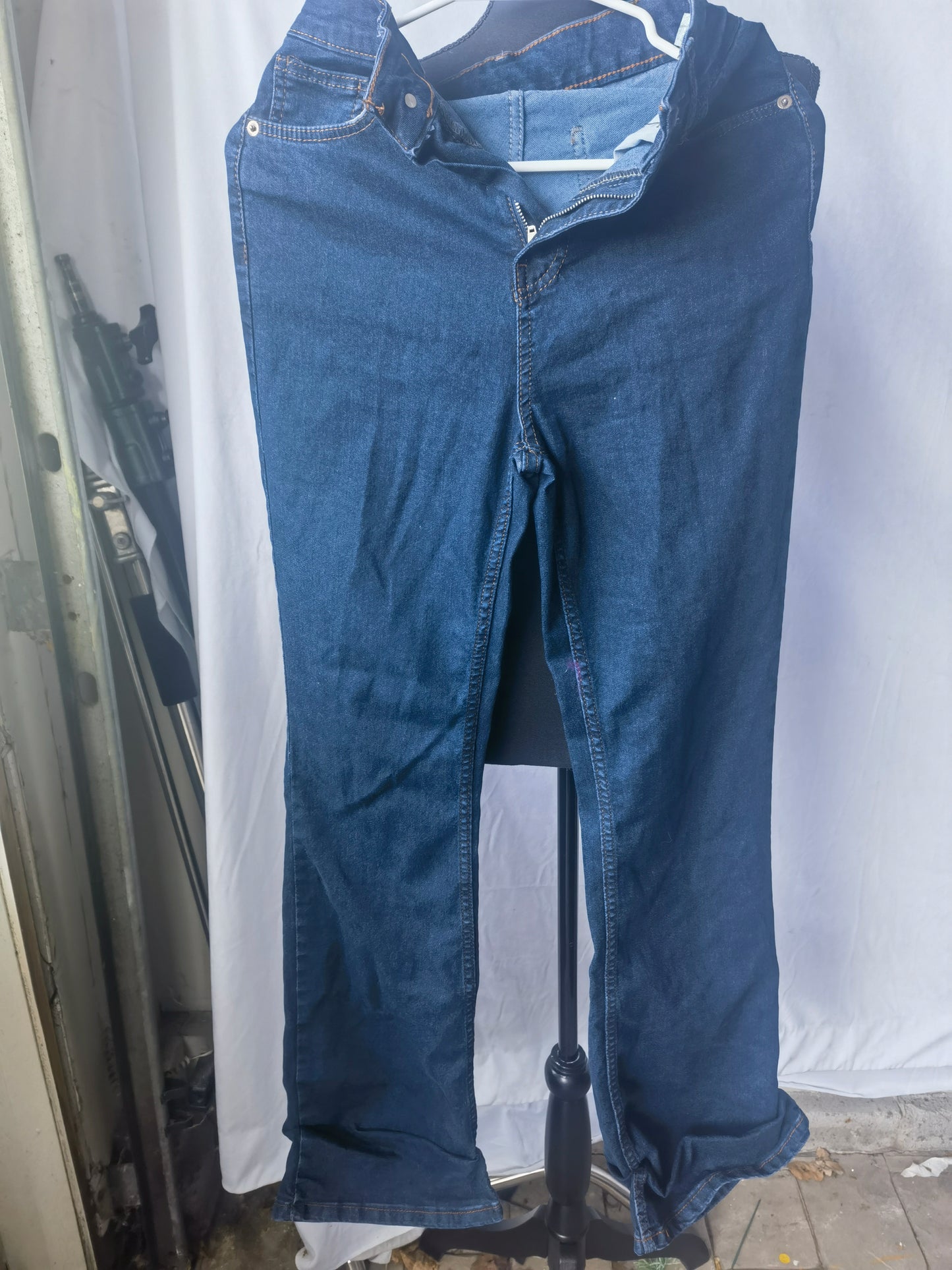 Mens Elastic Waist Jeans Relaxed Fit with Zipper and Button  Size No