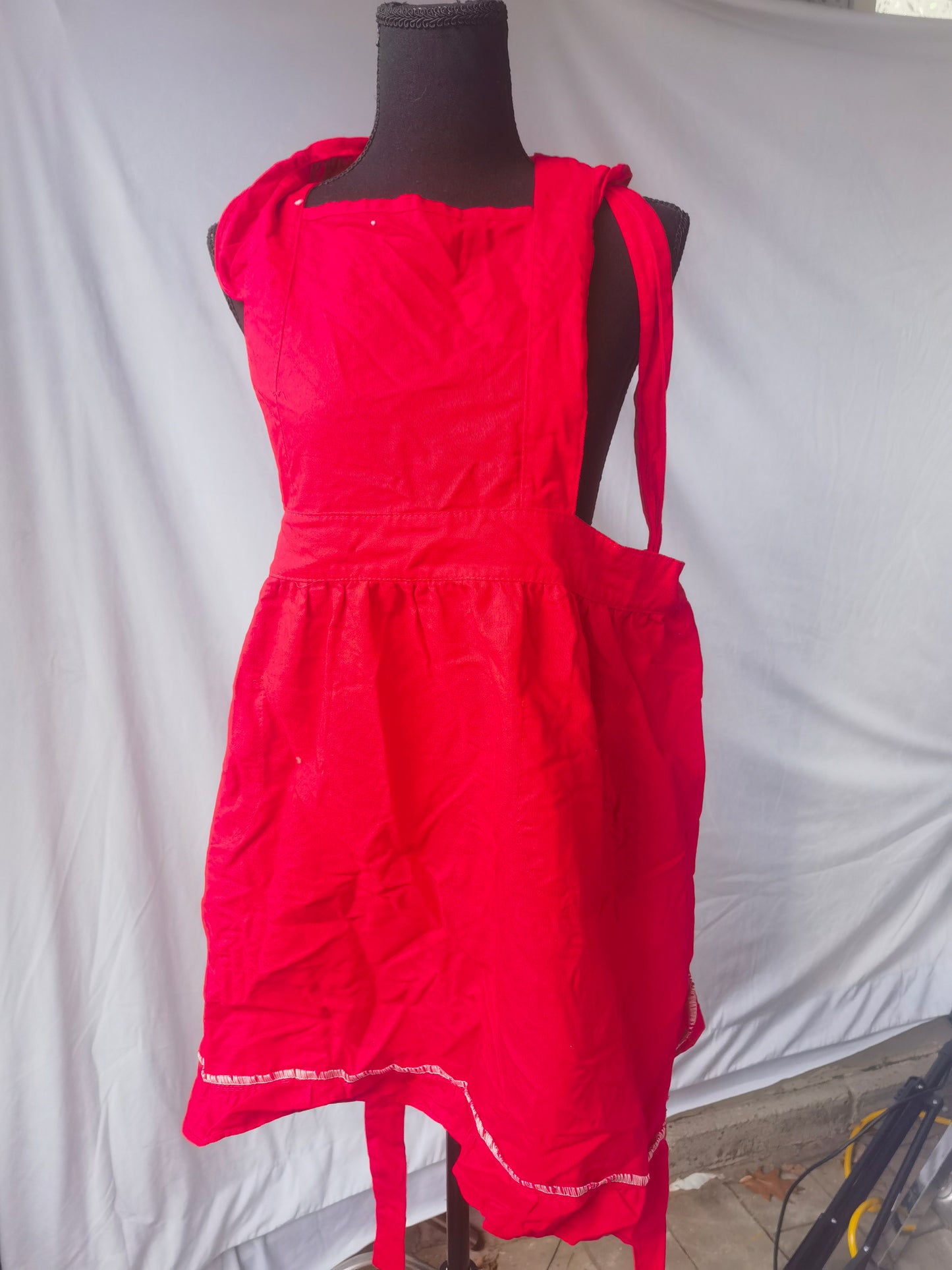 Dry Quickly Wear Resisting Apron Multi functional Apron Universal Design Apron with Pocket for Everyday Kitchen Cooking